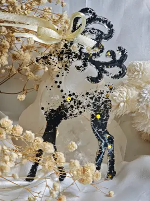 Vánoční ozdoba na stromeček - sobík s křišťálem