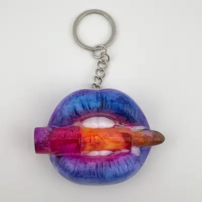Přívěsek, pryskyřice, pusinka, rtěnka, neonka